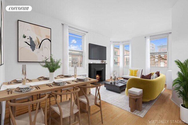 Building Photo - 304 Henry St