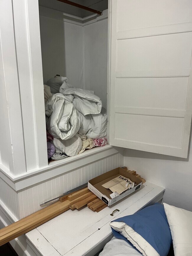 Building Photo - 2506 N Alder St