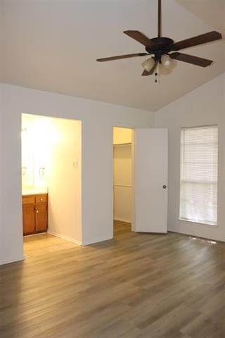 Building Photo - 10020 Redondo Dr
