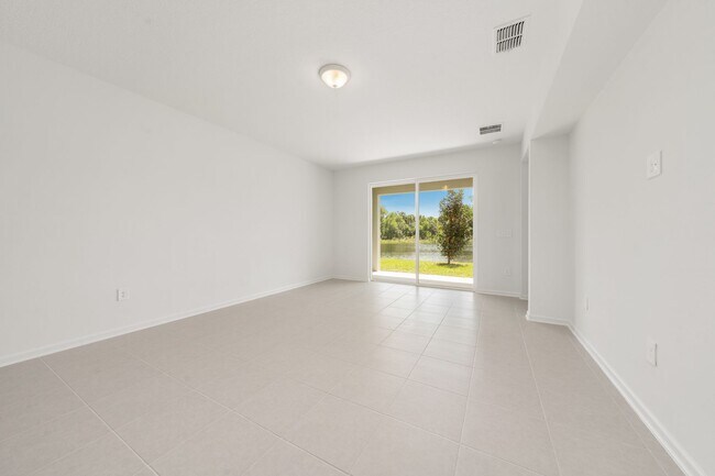 Building Photo - 3 Bedrrom 2 bathroom + Office-Brand-New Luxury Living in Rivington – DeBary, FL