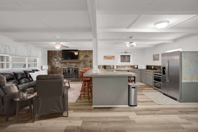 Building Photo - 115 Hale Loop