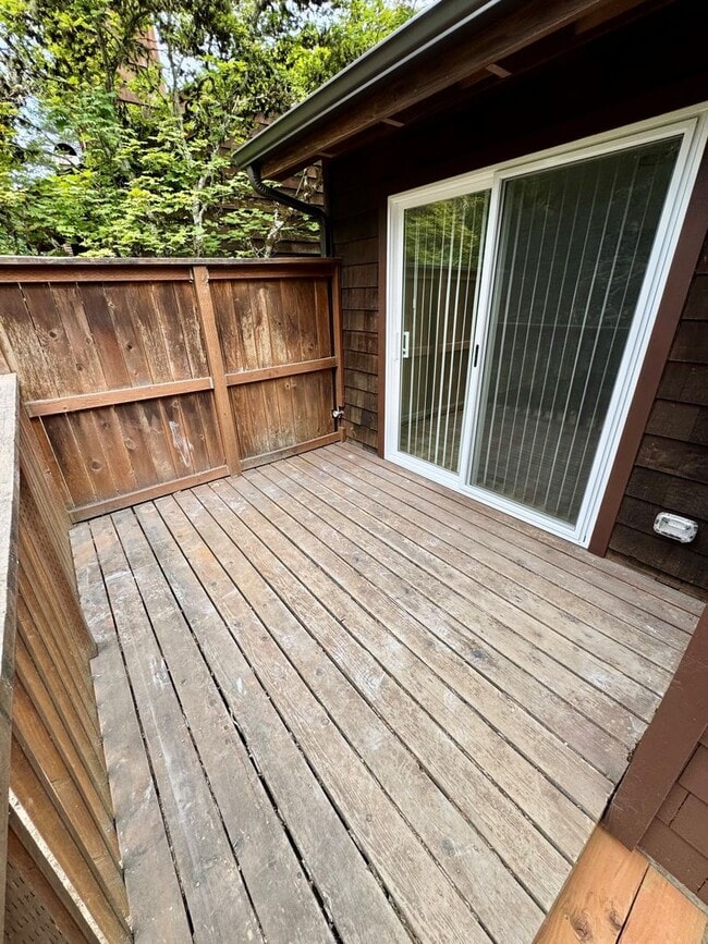 Building Photo - Two-Story Townhouse By Avery Park