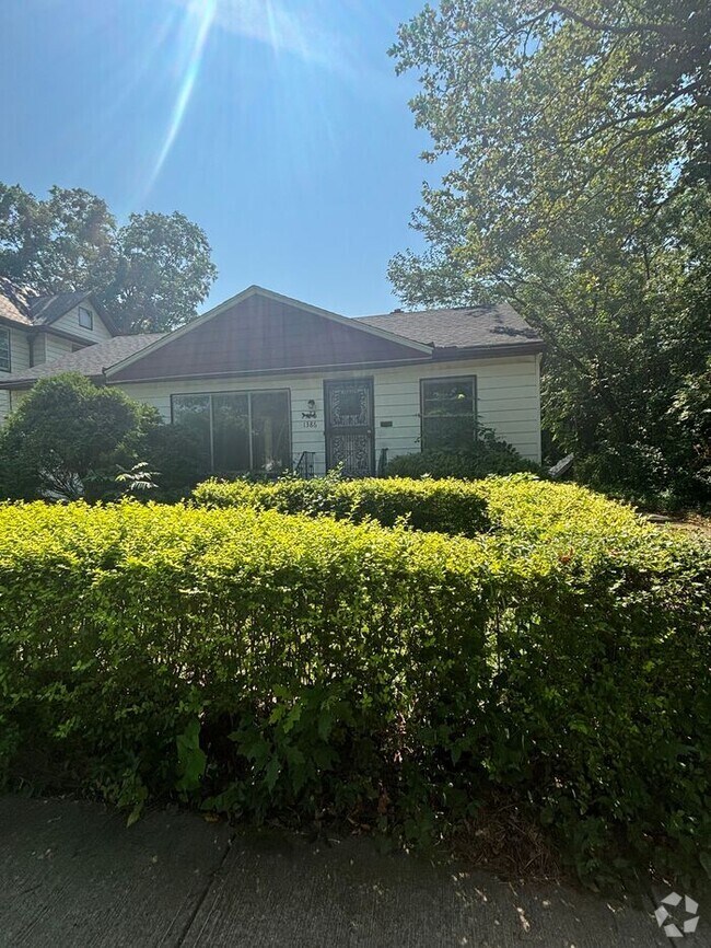 Building Photo - Charming 3 beds 1 bath in Cleveland!