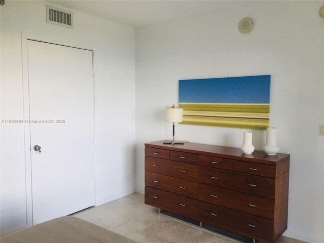 Building Photo - 50 Biscayne Blvd