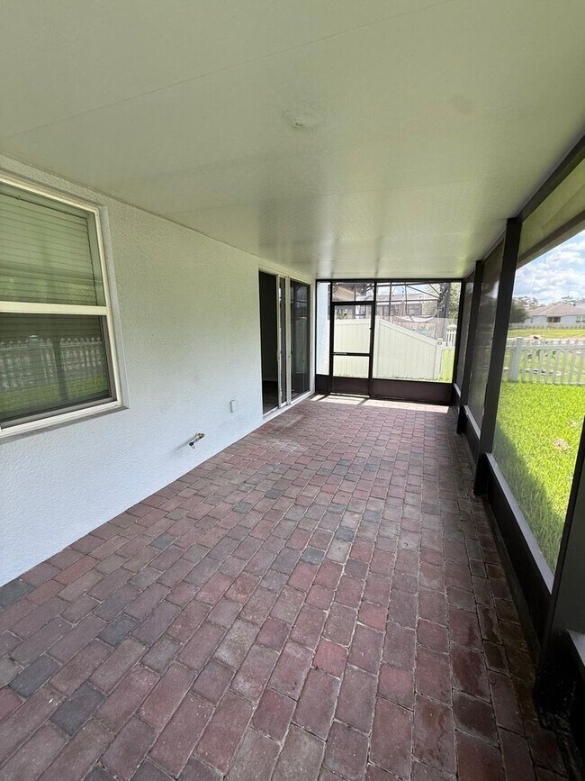Building Photo - 3 BEDROOM, 2 BATHOOM IN DEANS XING/LITTLE ECON