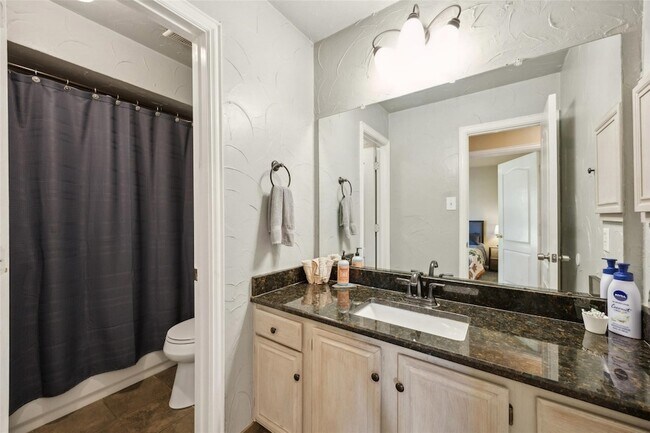 Building Photo - 7209 Montego Dr