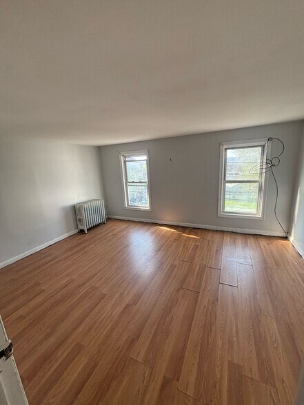 Building Photo - 57 N Fulton St