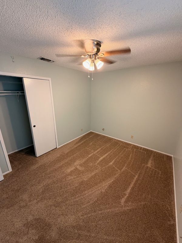Building Photo - 13618 Dutch Myrtle Dr