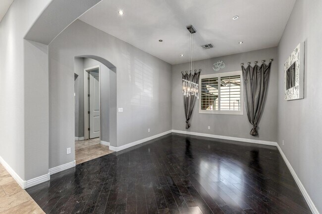 Building Photo - 27414 N 22nd Ln