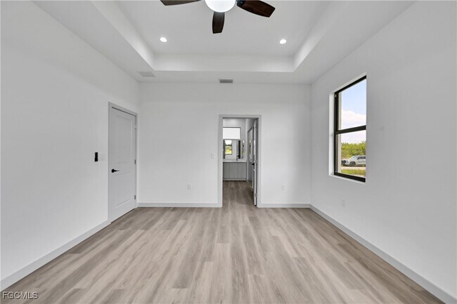 Building Photo - 1024 Halby Ave S