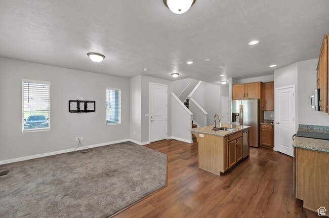 Building Photo - 15142 S Wild Horse Wy