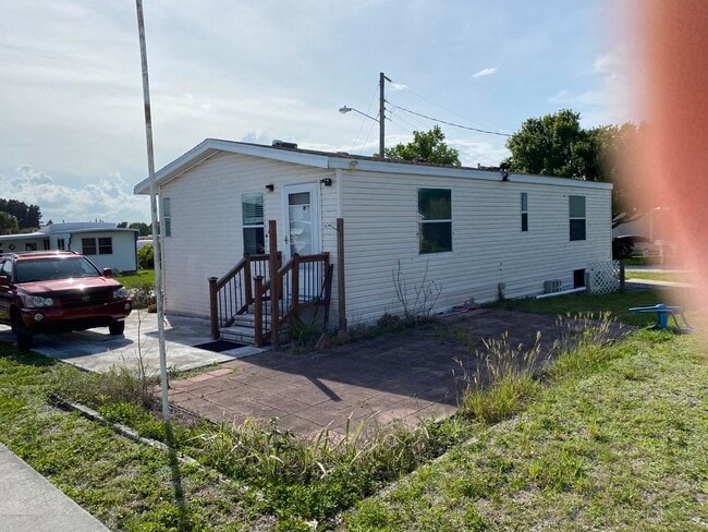Building Photo - 1452 Turkey Creek Dr NE