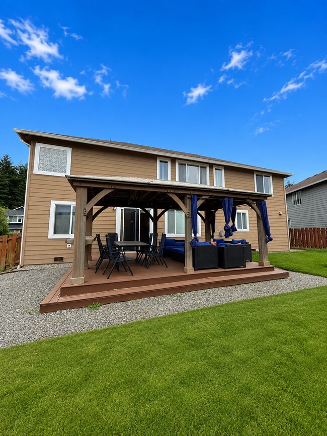 Building Photo - Spacious 4-Bedroom Home with Bonus Room, Trex Deck & Pergola in Prime Maple Valley