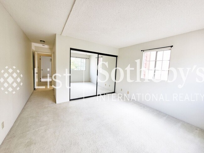 Building Photo - Healani Gardens 314  |  Kaneohe, HI