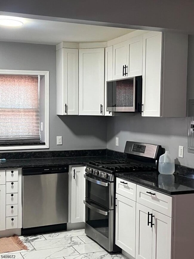 Building Photo - 21 Brookline Ave