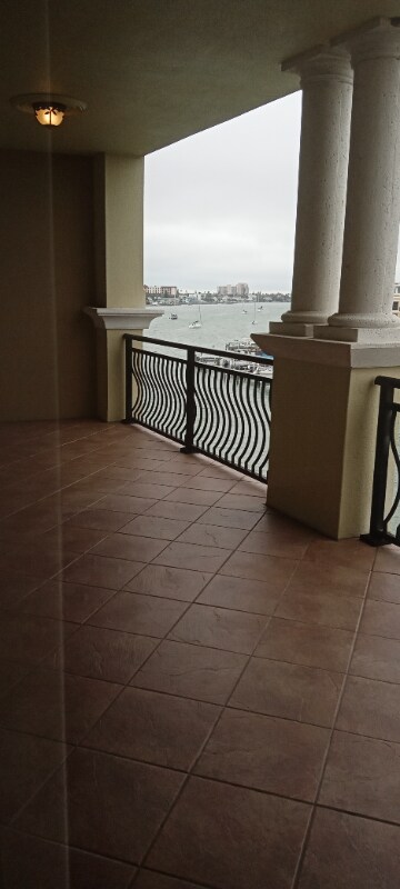 Building Photo - 202 Windward Passage