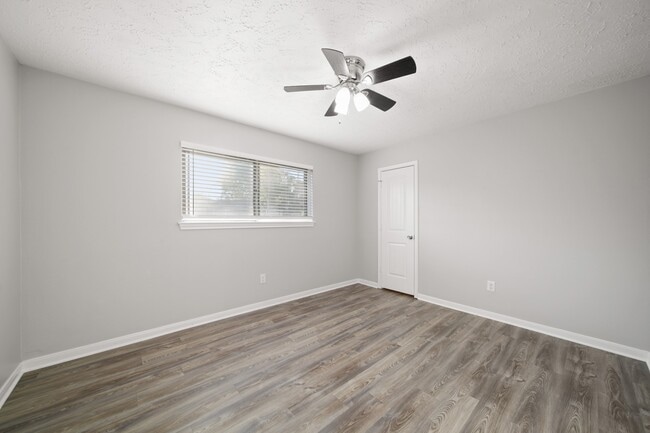 Building Photo - 5013 Camden Ln