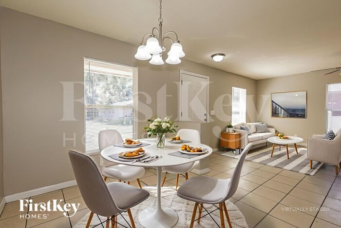 Building Photo - 1212 E 108th Ave