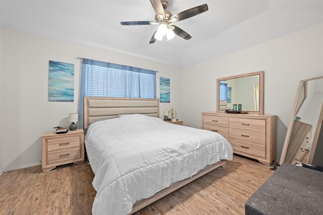 Building Photo - 11728 Norwegian Wood Dr