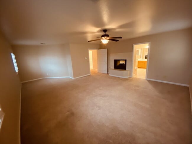 Building Photo - 8217 Ocean Terrace Way