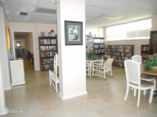 Building Photo - 1415 Ocean Shore Blvd