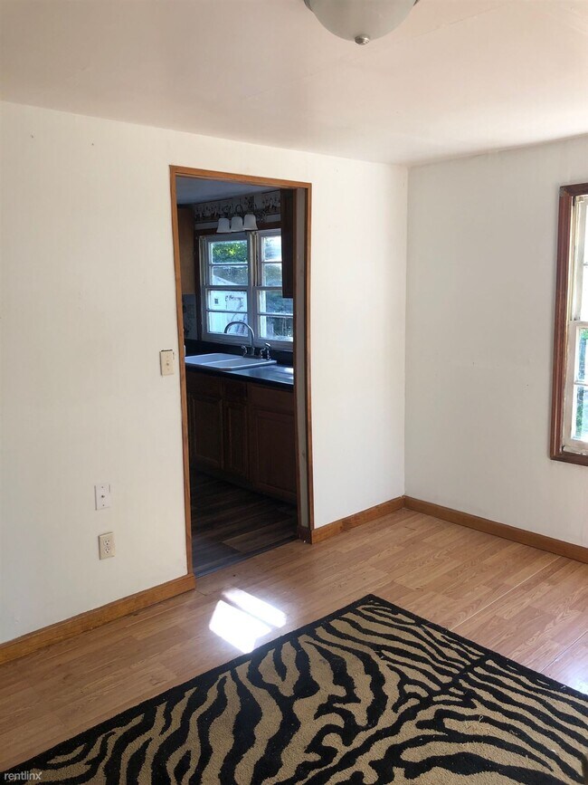 Building Photo - 3 br, 1.5 bath House - 115 Cotton Street