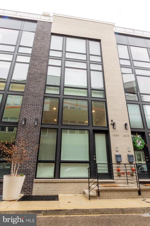 Building Photo - 1505 N Palethorp St