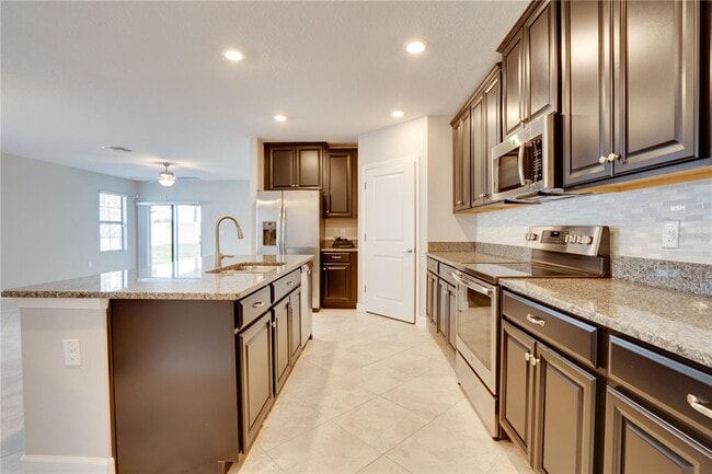 Building Photo - 16844 Whisper Elm St