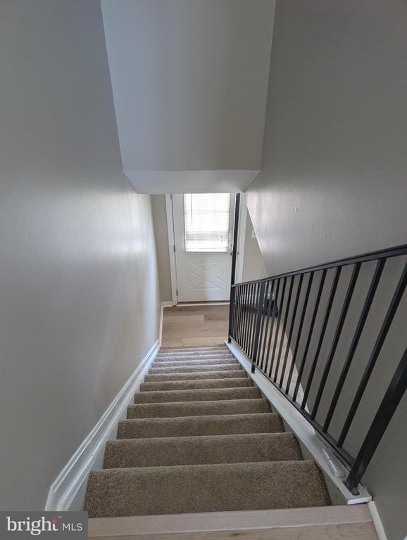 Building Photo - 8435 Norwood Dr