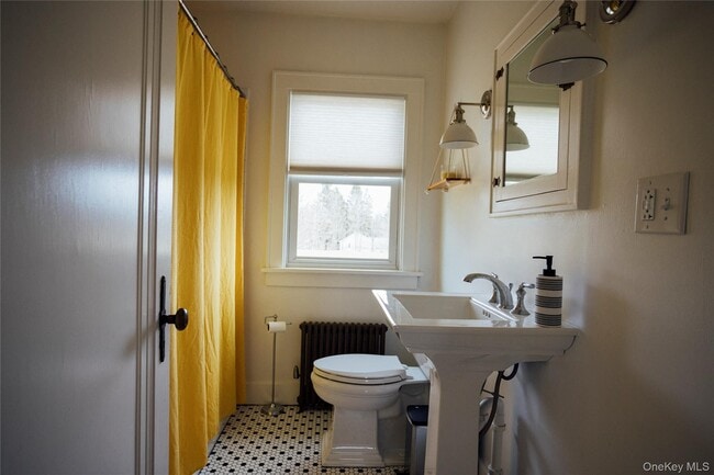 Building Photo - 422 County Rte 9