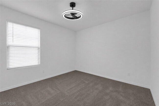 Building Photo - 10239 Estancia Hl St
