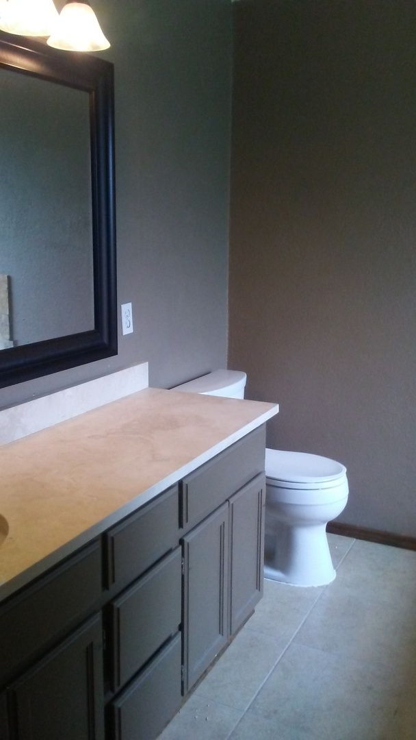 Building Photo - Beautiful 3 bed, 2 bath, 2 car garage home...