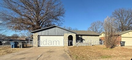 Building Photo - 11807 E 38th St