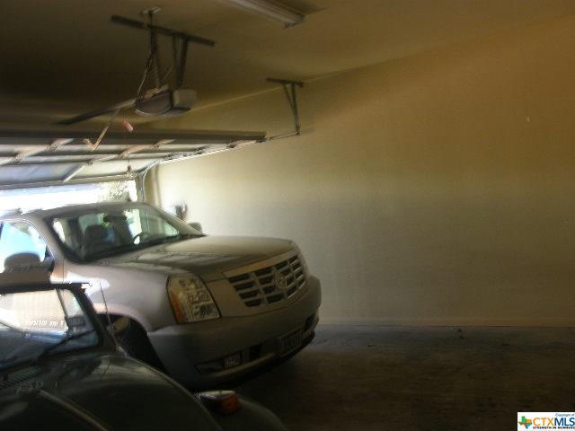 Building Photo - 2222 Gruene Lake Dr