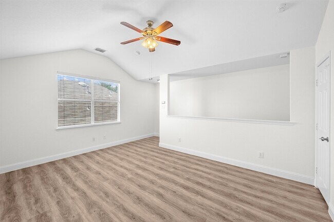 Building Photo - 6245 White Pine Dr