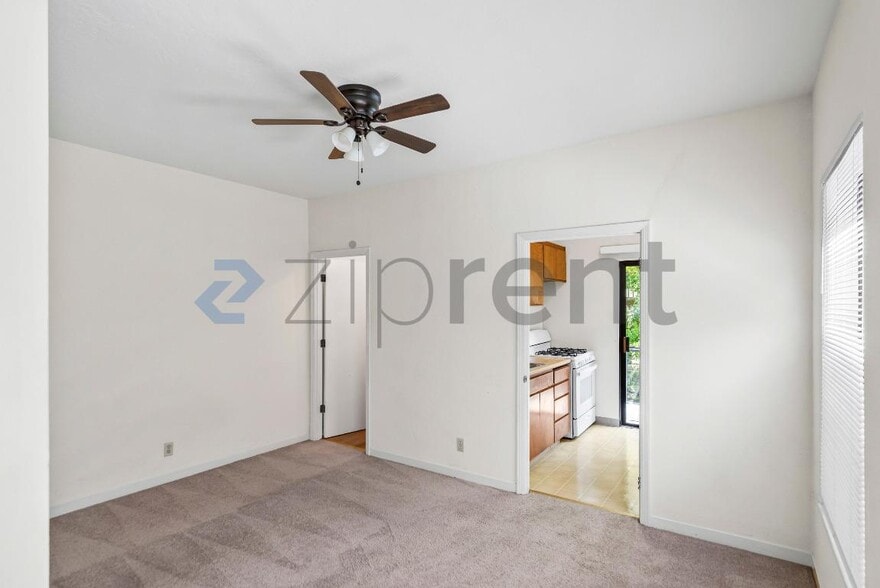 Building Photo - 1315 Spruce St
