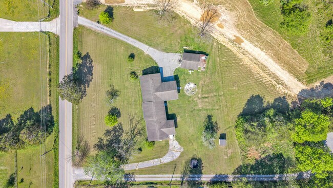 Building Photo - 3025 Trewhitt Rd SE