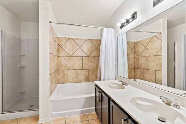 Building Photo - 1129 Bumble Bee Dr