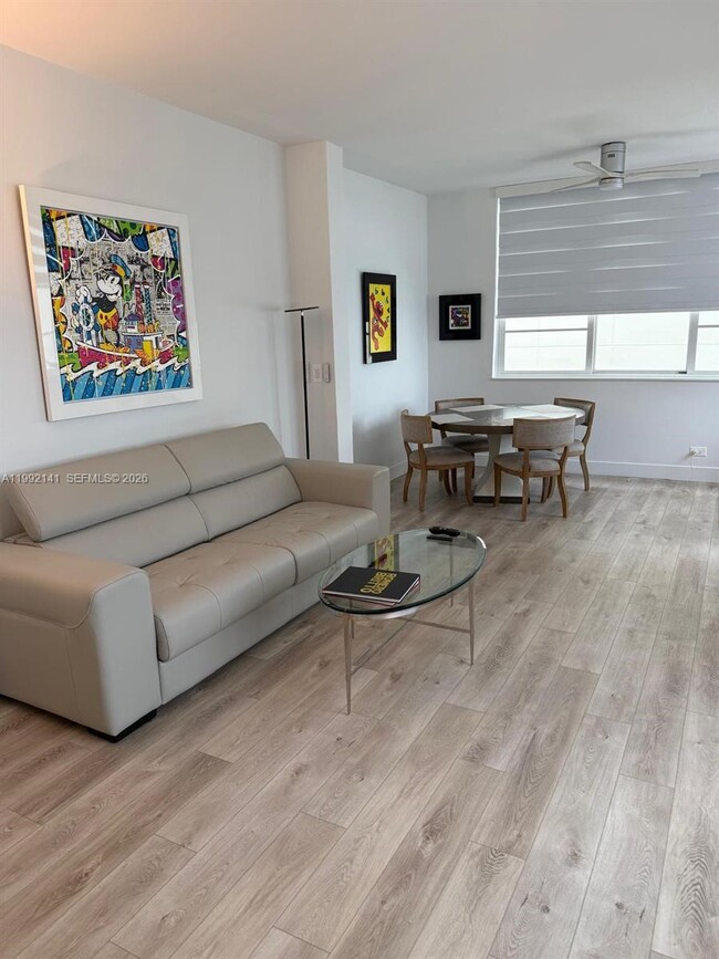 Building Photo - 5005 Collins Ave