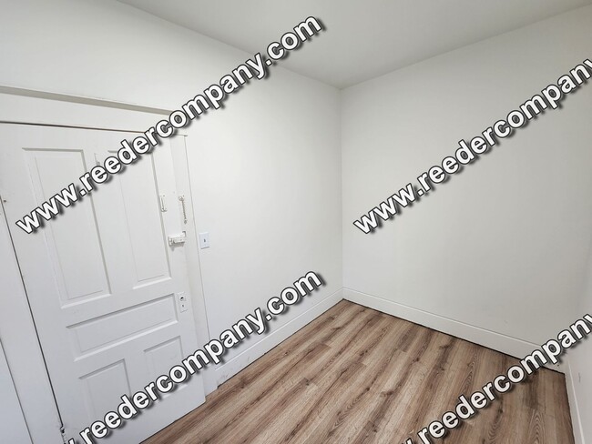 Building Photo - 5008 Baring Ave