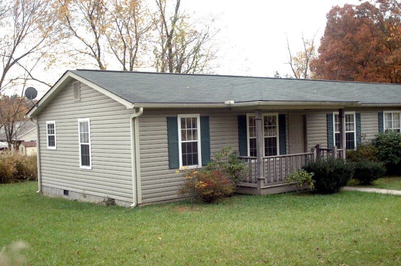Building Photo - 614 Higate Rd