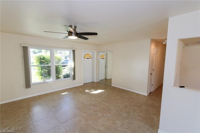 Building Photo - 1329 Torreya Cir