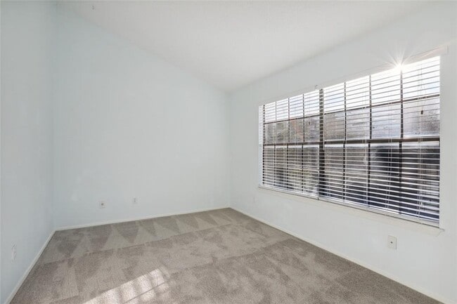 Building Photo - 7122 Wood Hollow Dr