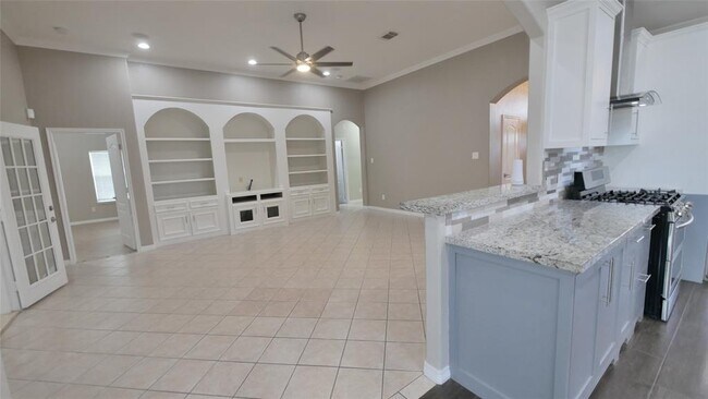 Building Photo - 13203 Weiman Rd