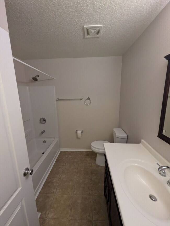 Building Photo - 277 Michelangelo Pl