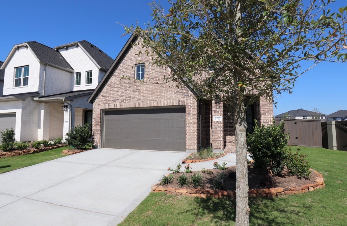 Building Photo - 2423 Shallot Ln