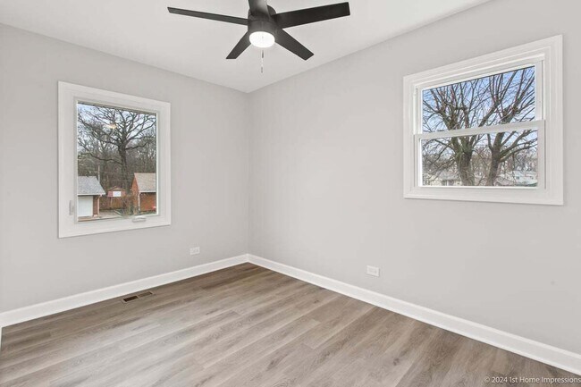 Building Photo - 741 Yates Ave