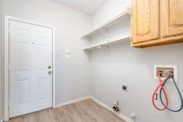 Building Photo - 2809 Ventanna Dr