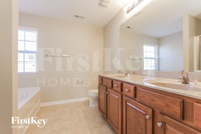 Building Photo - 5115 Newport Landing Way