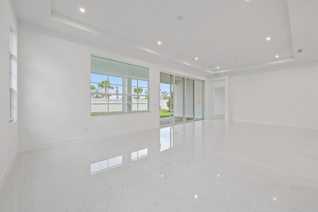 Building Photo - 9516 St Germain Dr